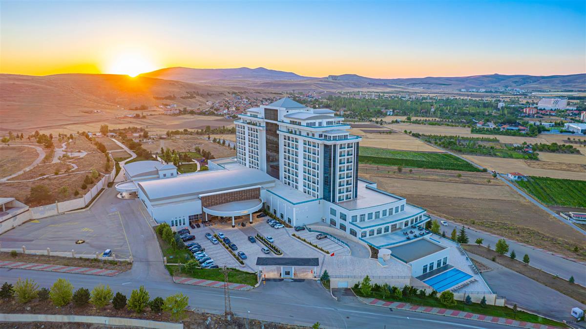 Alusso Thermal Hotel