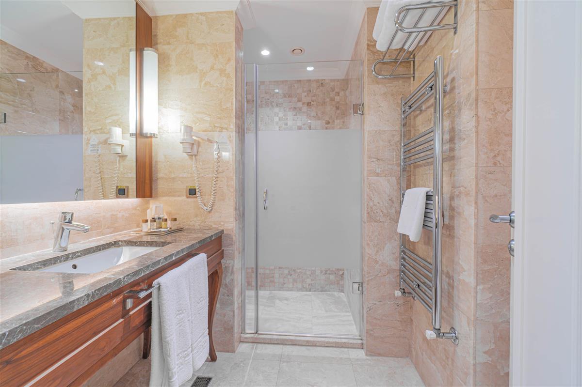 Alusso Thermal Hotel